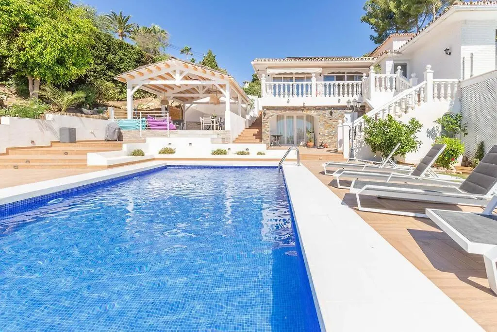Luxury Villa With Beautiful Sea View & Jacuzzi Benalmadena