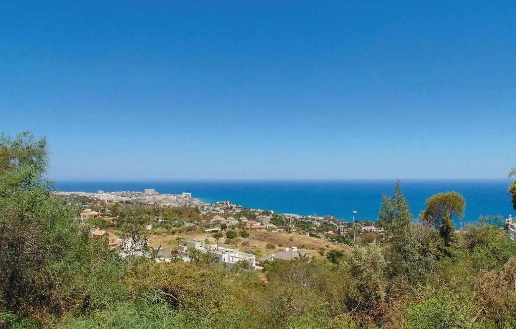Luxury Villa With Beautiful Sea View & Jacuzzi 베날마데나코스타 스페인